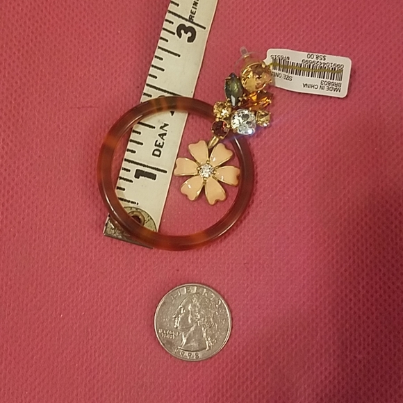 J Crew flower Tortoise shell earrings - Picture 2 of 2